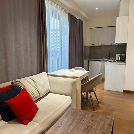 Wonderful Apartment In Republic Square, City Center Jerevan Eksteriør billede